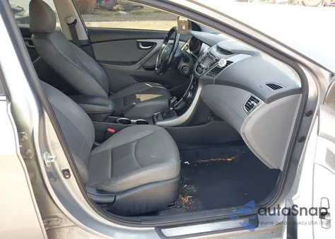 2015 Hyundai Elantra Limited z USA, uszkodzony, nr VIN KMHDH4AE3FU322589